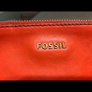 Fossil purse